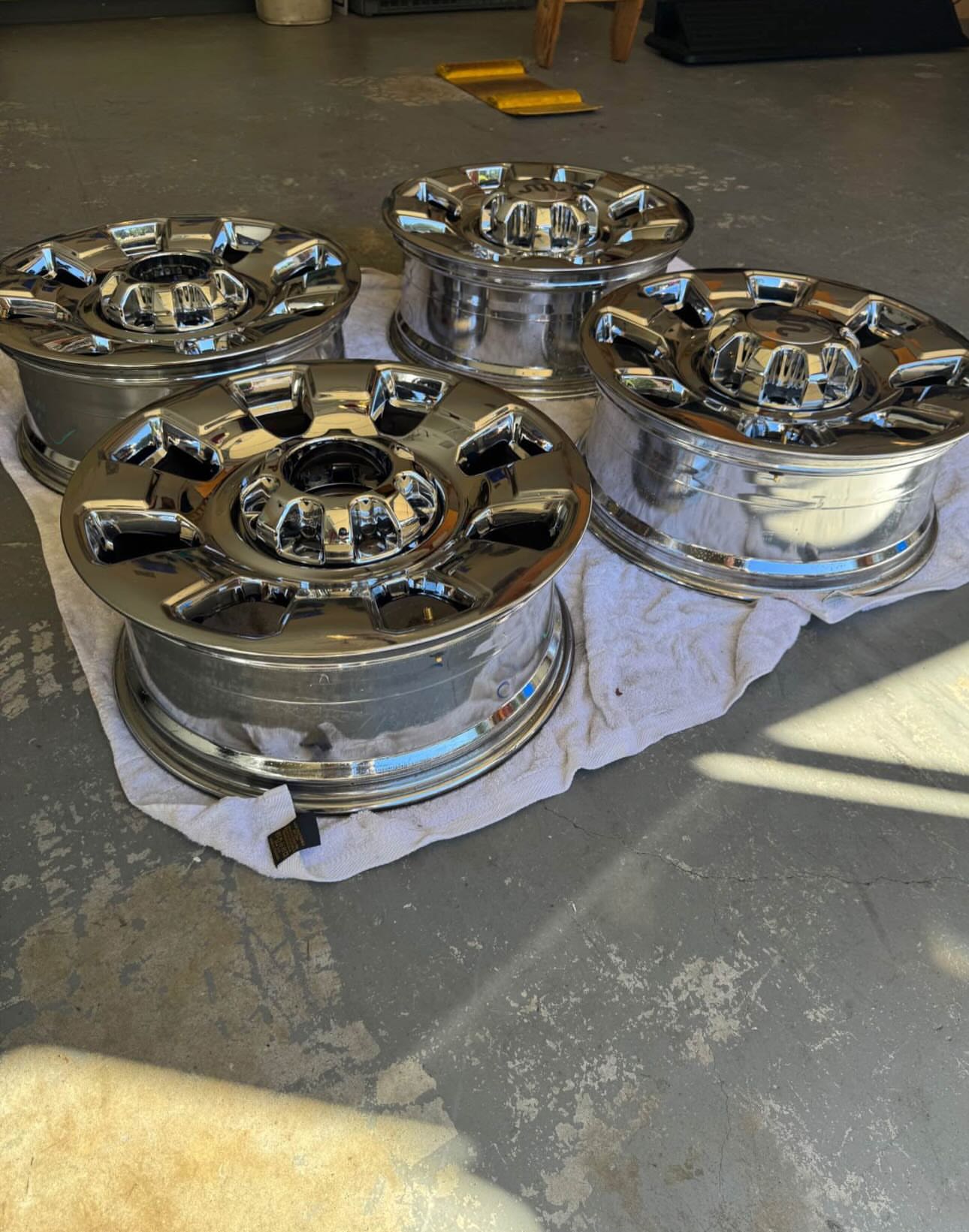 King Ranch Wheels 🛞 (8×170 bolts) pattern
